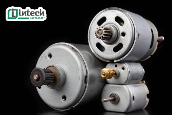Cấu tạo cơ bản của motor điện, các bộ phận chính rotor, stator, cuộn dây, nam châm.